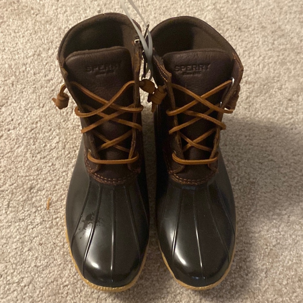 NWT Sperry Brown Leather Duck Boots
